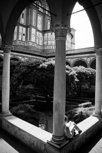 The cloister seat 